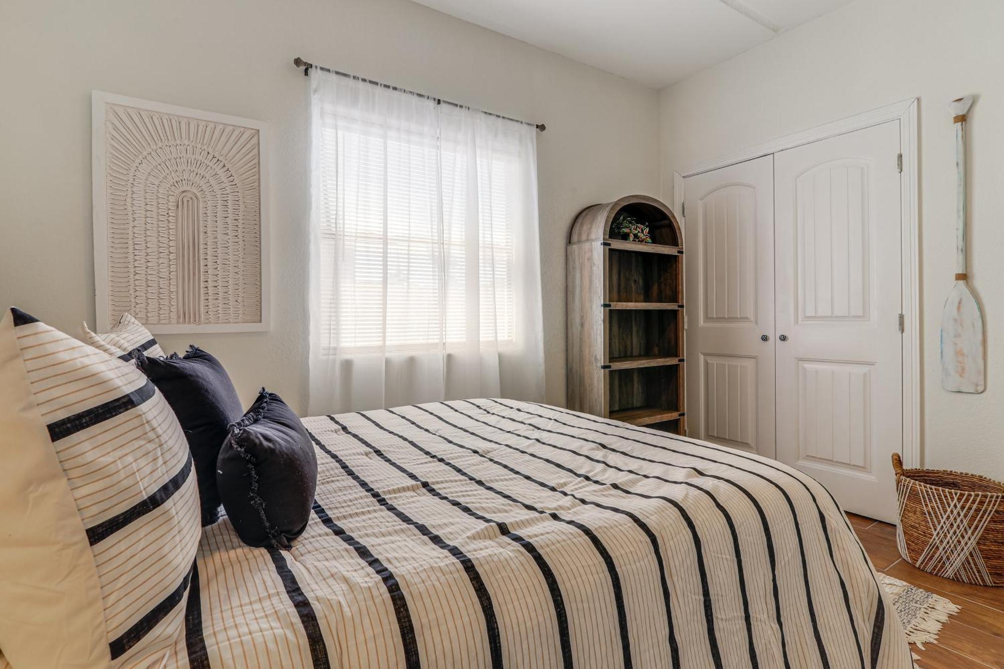 Luxe South Padre Condo With Pool - Walk To Beach! South Padre Island Eksteriør billede