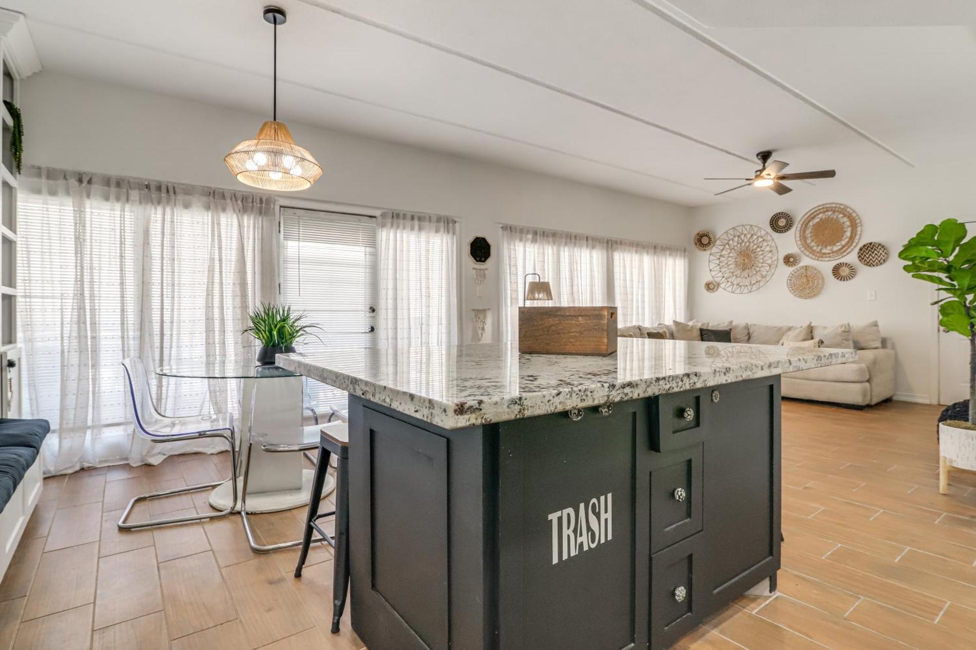 Luxe South Padre Condo With Pool - Walk To Beach! South Padre Island Eksteriør billede